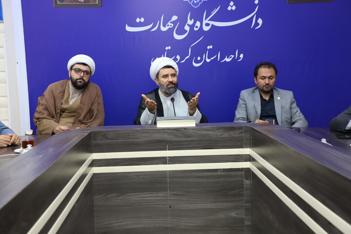 تصاویر/مراسم گرامیداشت رحلت امام خمینی (ره) و حماسه ۱۵ خرداد در دانشگاه ملی و مهارت واحد کردستان