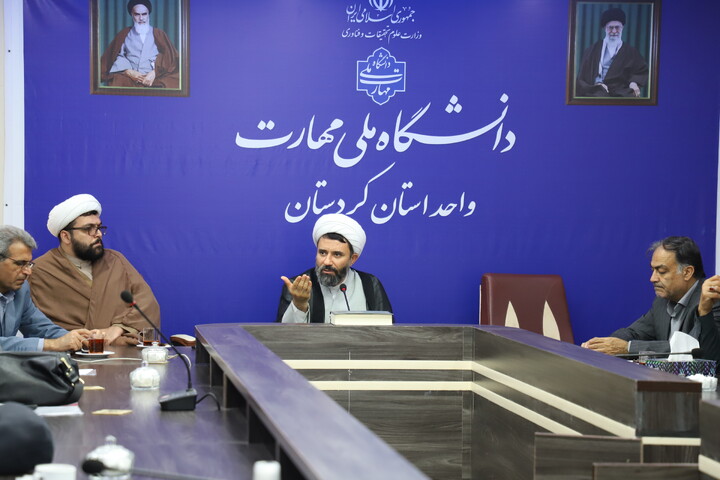 تصاویر/مراسم گرامیداشت رحلت امام خمینی (ره) و حماسه ۱۵ خرداد در دانشگاه ملی و مهارت واحد کردستان