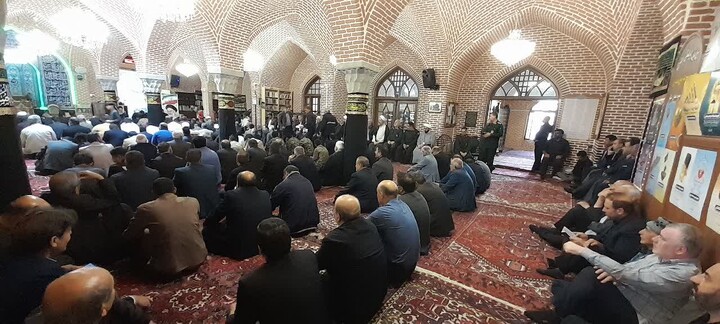 تصاویر /  برگزاری مراسم باشکوه گرامیداشت ارتحال امام خمینی (ره) و مقام شامخ شهدا در شهرستان اسکو