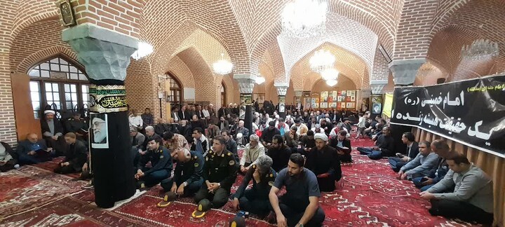 تصاویر /  برگزاری مراسم باشکوه گرامیداشت ارتحال امام خمینی (ره) و مقام شامخ شهدا در شهرستان اسکو