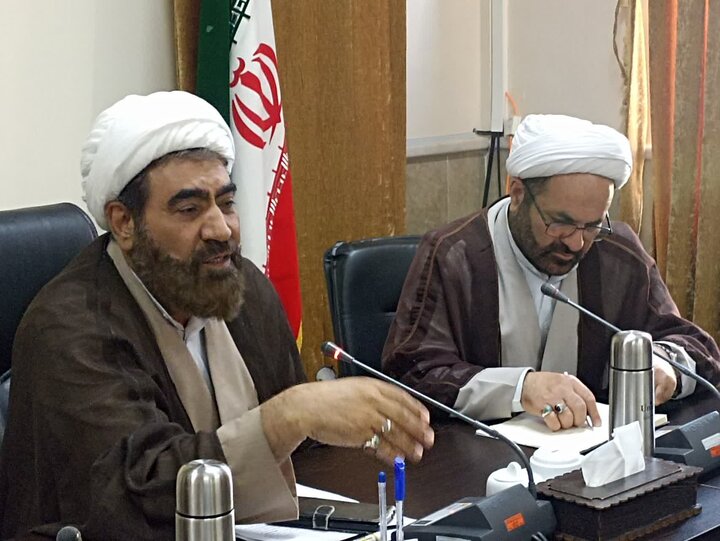 تصاویر / برگزاری هفدهمین نشست قرارگاه بلاغ مبین در حوزه علمیه استان قزوین