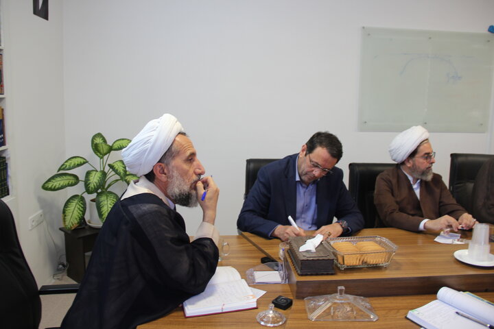 تصاویر /سی و نهمین جلسه قرارگاه مردمی رهبر شهید برگزار شد
