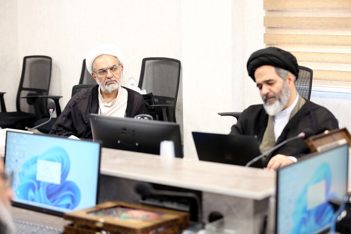 تصاویر/ آئین رونمایی از سه جلد کتاب تدوین شده توسط مرکز مطالعات و پاسخ گویی به شبهات