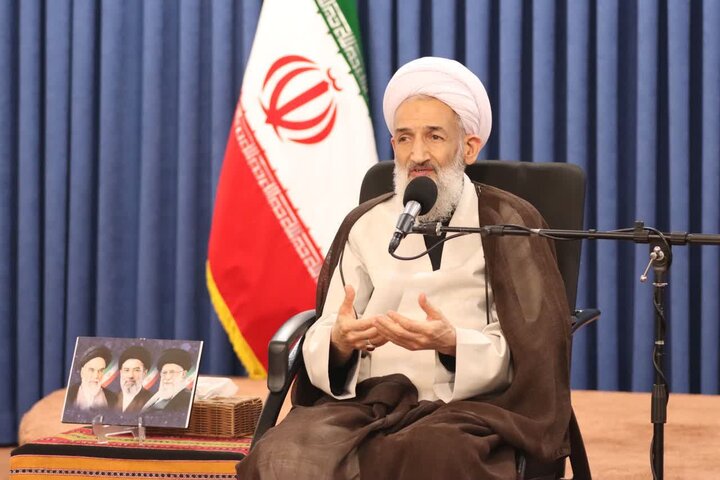تصاویر/ دیدار روسای اتحادیه های صنفی و انجمن اسلامی مازندران با نماینده ولی فقیه در استان