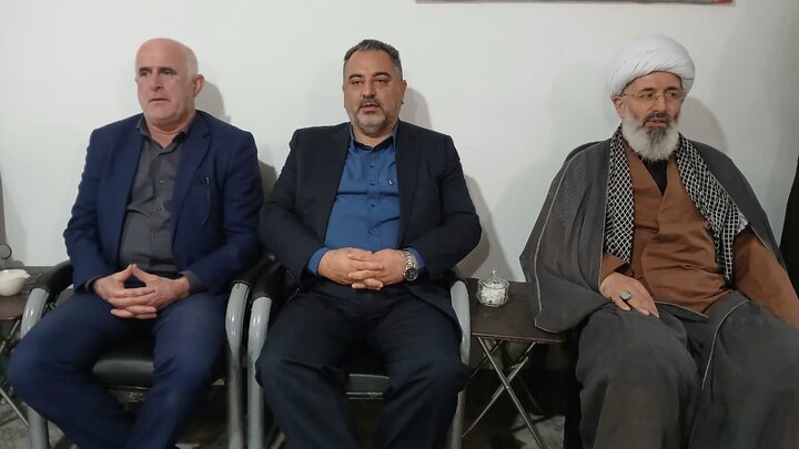 تصاویر/ مراسم گرامیداشت عید سعید غدیر خم و ارتحال ملکوتی امام خمینی (ره) در دفتر امام جمعه دابودشت