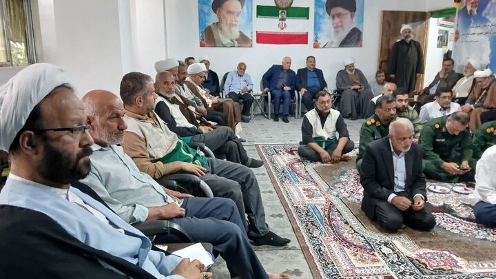تصاویر/ مراسم گرامیداشت عید سعید غدیر خم و ارتحال ملکوتی امام خمینی (ره) در دفتر امام جمعه دابودشت