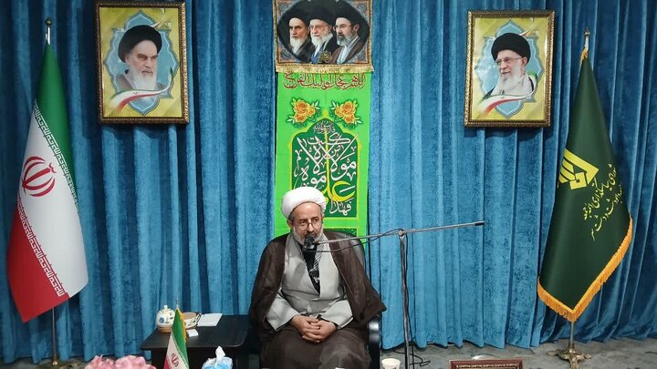 تصاویر/ مراسم گرامیداشت عید سعید غدیر خم و ارتحال ملکوتی امام خمینی (ره) در دفتر امام جمعه دابودشت