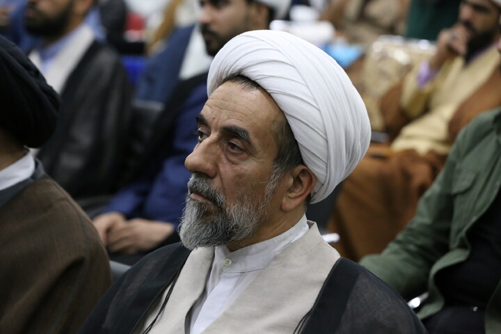تصاویر/ آیین عمامه گذاری طلاب حوزه علمیه اصفهان