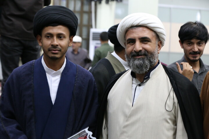 تصاویر/ آیین عمامه گذاری طلاب حوزه علمیه اصفهان