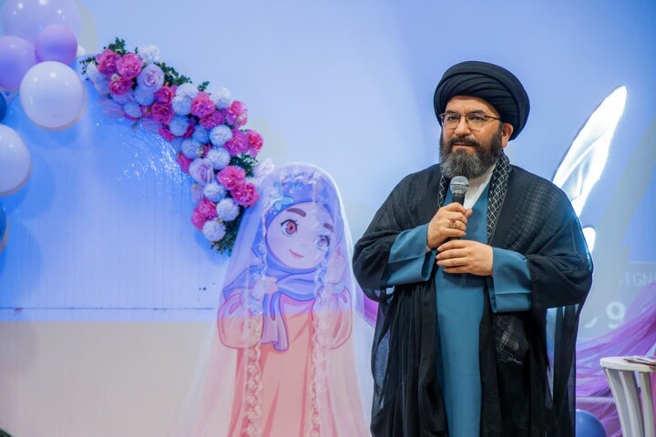 تصاویر | جشن تکلیف دخترانِ مدرسه امام حسن مجتبی علیه‌السلام زنجان