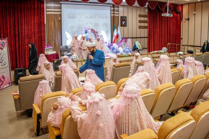 تصاویر | جشن تکلیف دخترانِ مدرسه امام حسن مجتبی علیه‌السلام زنجان
