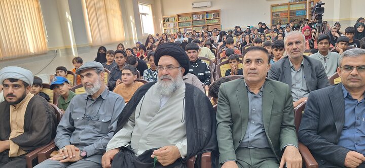 گزارش تصویری/ تجلی مهر علوی در یاسوج؛ دیدار چهره‌به‌چهره مقامات ارشد کهگیلویه و بویراحمد با ۱۵۰ دانش‌آموز یتیم