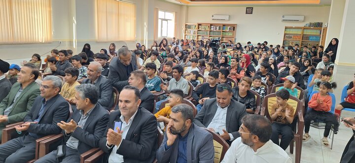 گزارش تصویری/ تجلی مهر علوی در یاسوج؛ دیدار چهره‌به‌چهره مقامات ارشد کهگیلویه و بویراحمد با ۱۵۰ دانش‌آموز یتیم