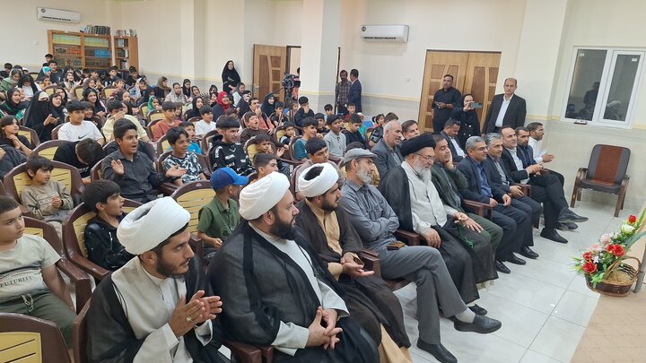 گزارش تصویری/ تجلی مهر علوی در یاسوج؛ دیدار چهره‌به‌چهره مقامات ارشد کهگیلویه و بویراحمد با ۱۵۰ دانش‌آموز یتیم