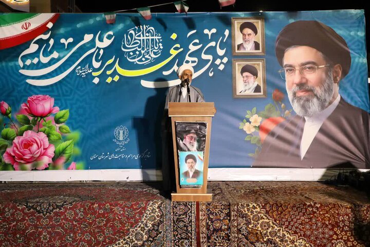 تصاویر/ اجتماع مردمی «شب‌های اقتدار» همزمان با شب عید با سعادت غدیر خم
