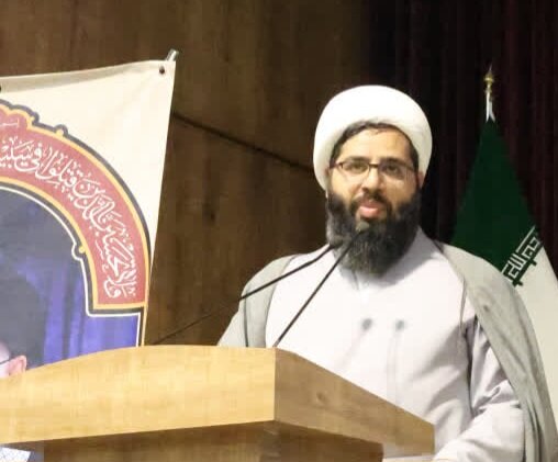 جامعه‌المصطفی ۳۰۰ منبر تخصصی برای تبلیغ بین‌المللی محرم آماده کرده است/ مبلغان محرم باید پیام غدیر را به گفتمان جهانی مقاومت تبدیل کنند