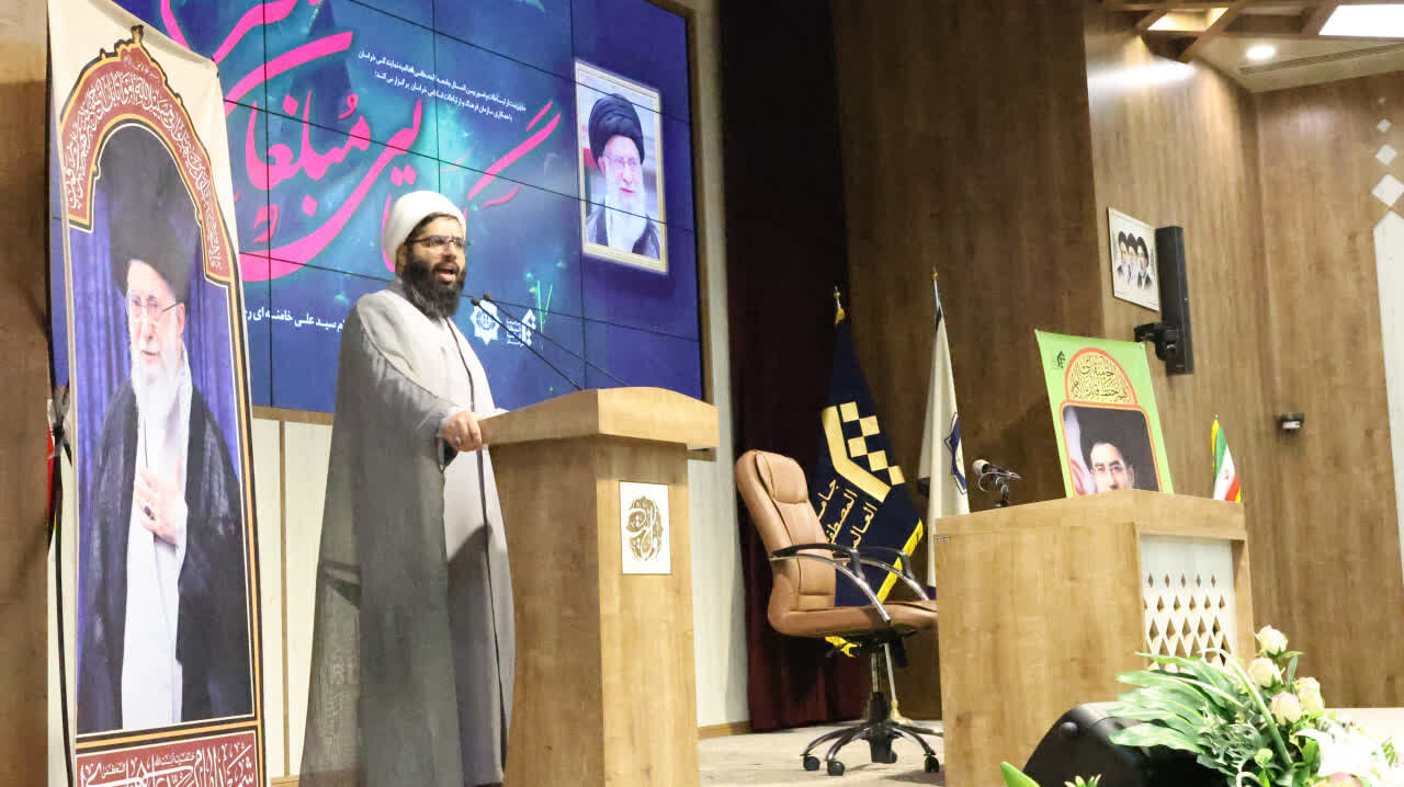 سخنرانی حجت الاسلام والمسلمین سعیدی فاضل رئیس نمایندگی جامعه المصطفی العالمیه خراسان  در گردهمایی مبلغان محرم ۱۴۴۸ هجری قمری