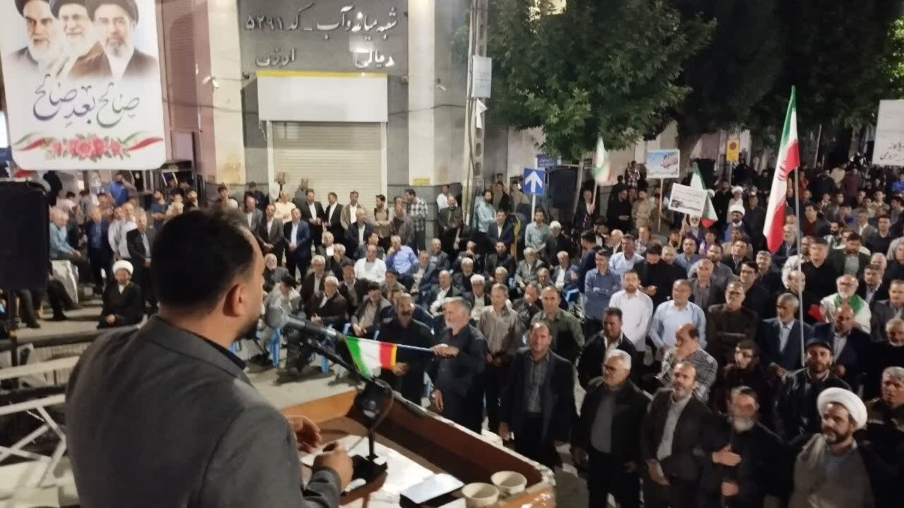 فیلم| تلفیق شعارهای انقلابی و غدیری در میاندوآب در نود و چهارمین شب از شب های اقتدار