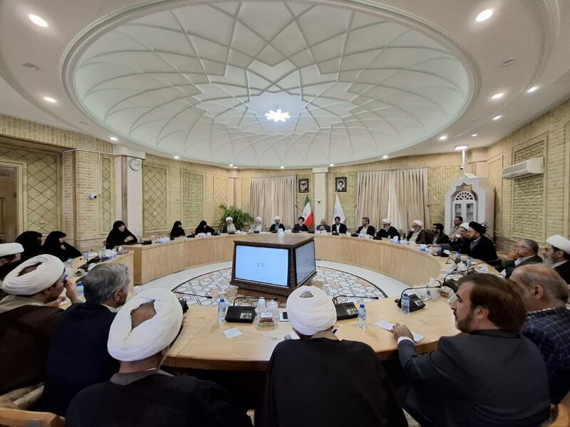 State and Seminary in Dialogue: Presidential Envoy Listens to Clerical Concerns