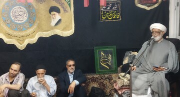 مسلمانان با تکیه بر مشترکات دینی در برابر تفرقه‌افکنان بایستند