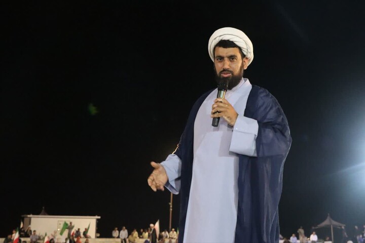 تصاویر | عمامه گذاری طلاب کنگان در عید غدیر