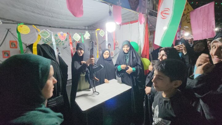 تصاویر/ مراسم یک کیلومتری جشن بزرگ عید غدیر در  رباط کریم
