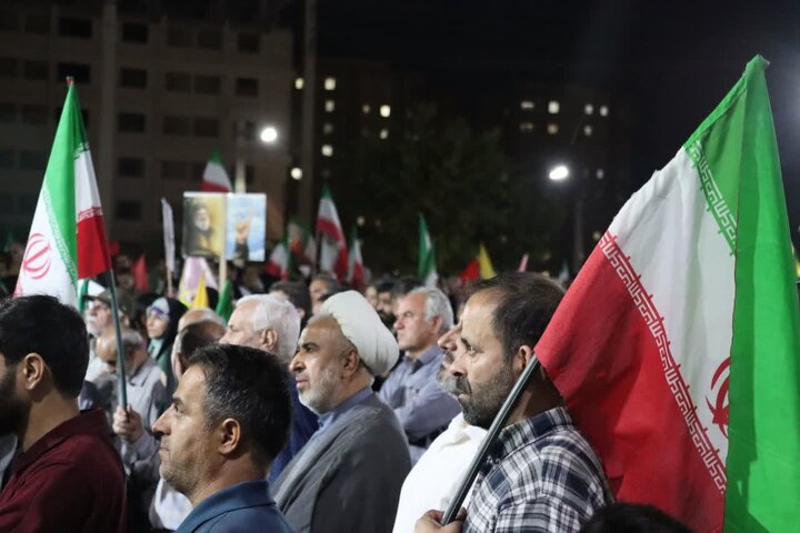 تصاویر/ اجتماع مردم بابصیرت اسلامشهر در شب نودوپنجم