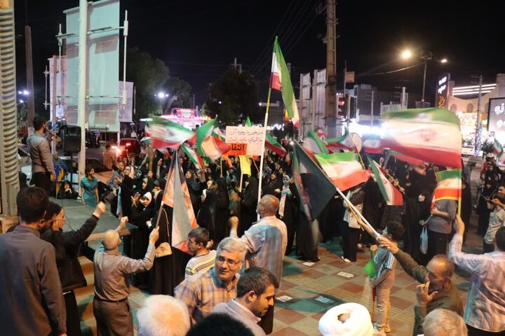 تصاویر/ نود و پنجمین شب راهپیمایی خون‌خواهی امام شهید در قرچک