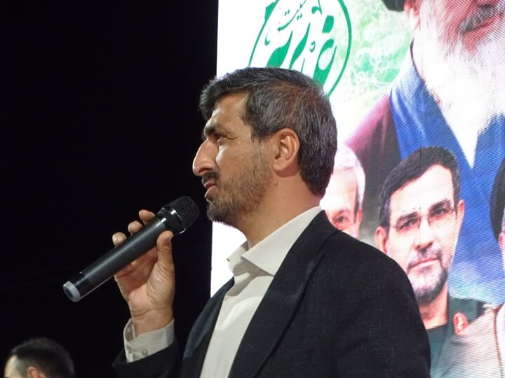 تصاویر/ فریاد استقامت در چهاربرج؛ بیعتی حماسی با ولایت در شب عید غدیر