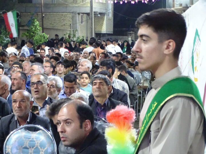 تصاویر/ فریاد استقامت در چهاربرج؛ بیعتی حماسی با ولایت در شب عید غدیر
