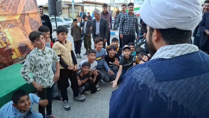 تصاویر/ جشن دهه امامت در روستای قره‌قشلاق به همت مدرسه علمیه سلماس