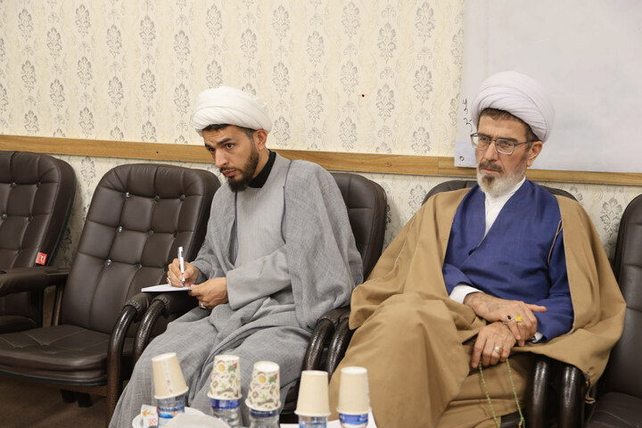 تصاویر / نشست ائمه جمعه استان همدان با نماینده ولی فقیه در استان