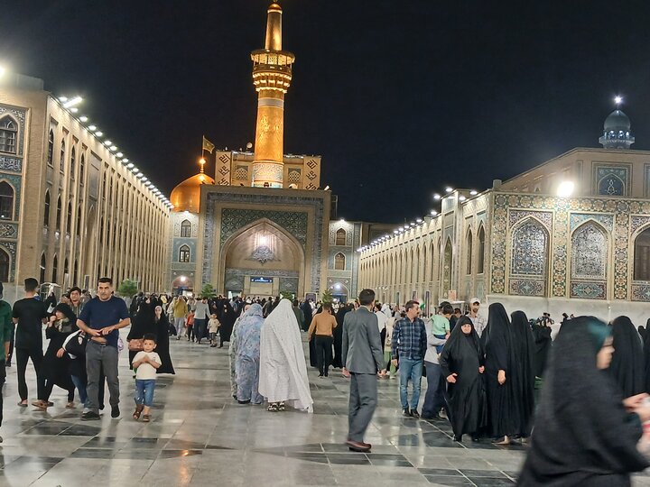 تصاویر/ حرم مطهر رضوی در شب عیدغدیر