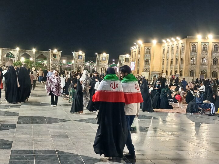 تصاویر/ حرم مطهر رضوی در شب عیدغدیر