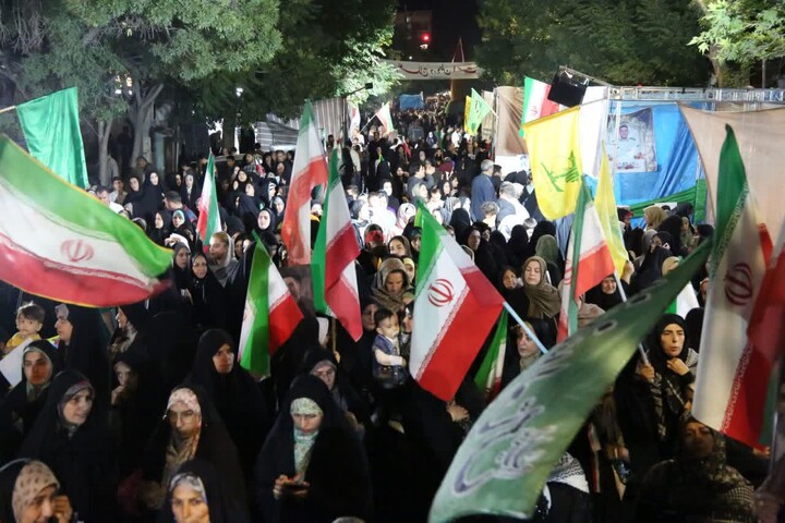 تصاویر / شکوه حضور اسدآبادی ها در مراسم بزرگ عید غدیر در شب های اقتدار