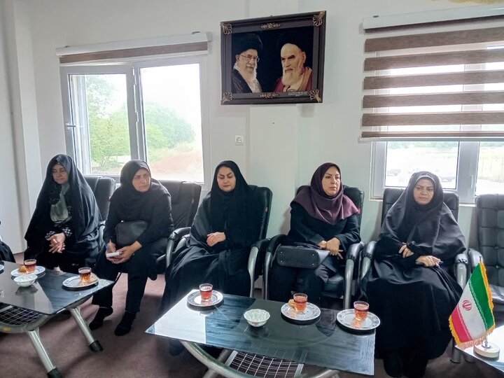 تصاویر/ دیدار مسئول امور بانوان با امام جمعه شهرستان کلاردشت