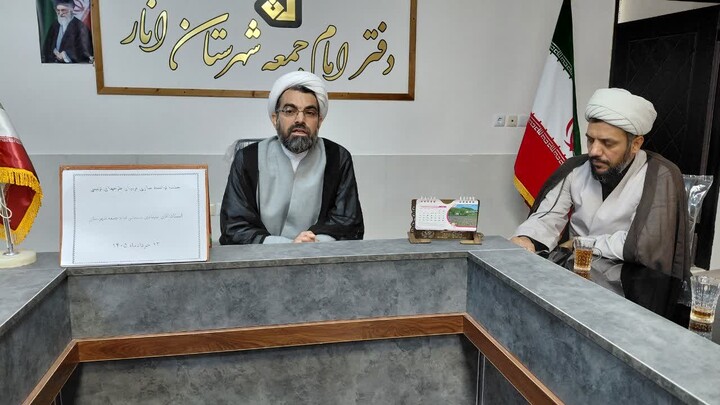 تصاویر/ جلسه توانمند سازی مربیان طرح های تربیتی  شهرستان انار