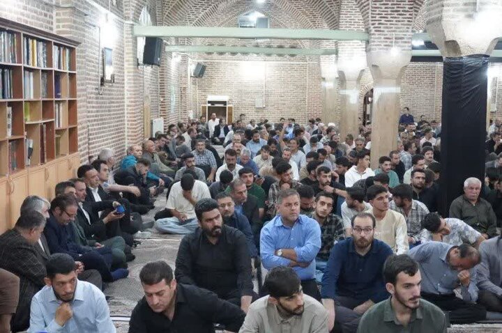 تصاویر/ آیین سالگرد ارتحال ملکوتی حضرت امام خمینی (ره) در مسجد جامع مهاباد