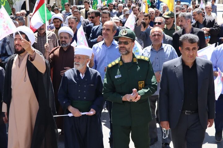 تصاویر/ راهپیمایی بیعت با ولایت و امامت در تکاب