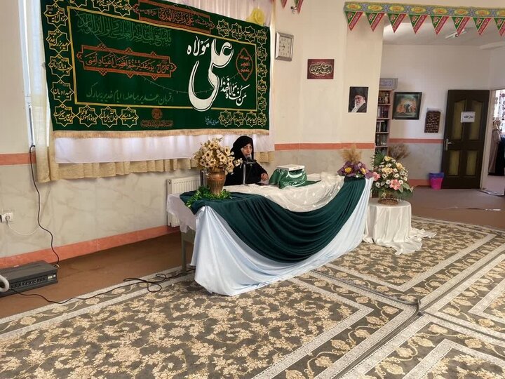 تصاویر/ مراسم جشن عید غدیر خم در مدرسه علمیه فاطمیه نقده