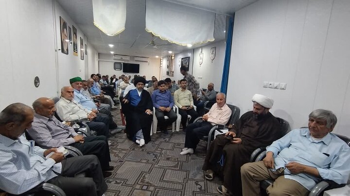 تصاویر/ جشن غدیر در دفتر امام جمعه دیلم