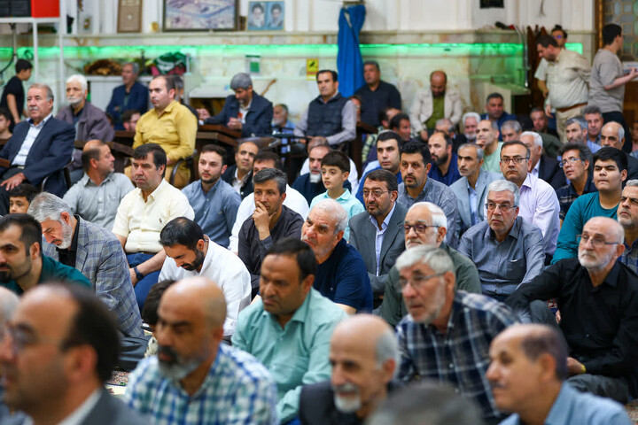 تصاویر | حضور نماینده ولی فقیه در استان آذربایجان شرقی در مسجد امیرالمومنین (ع)  تبریز