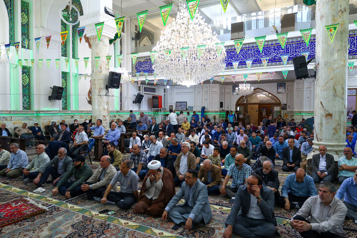 تصاویر | حضور نماینده ولی فقیه در استان آذربایجان شرقی در مسجد امیرالمومنین (ع)  تبریز