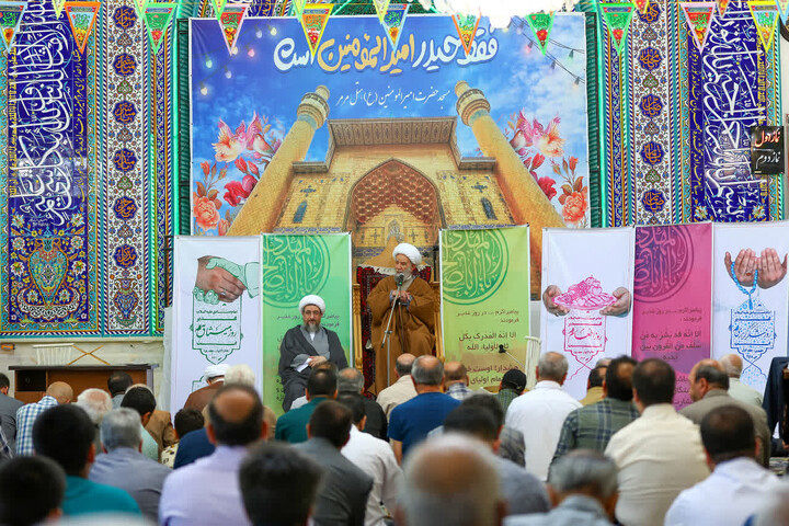 تصاویر | حضور نماینده ولی فقیه در استان آذربایجان شرقی در مسجد امیرالمومنین (ع)  تبریز