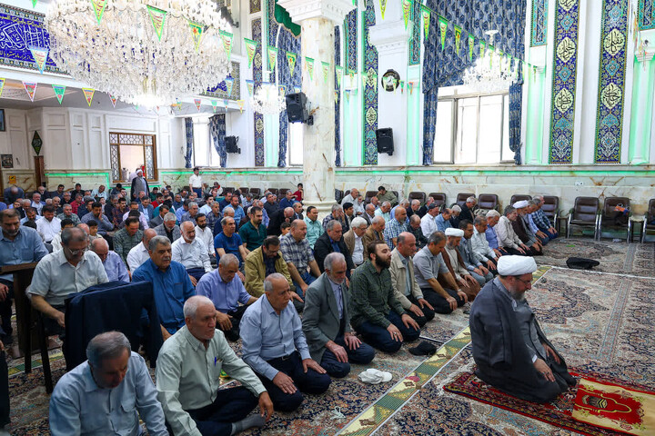 تصاویر | حضور نماینده ولی فقیه در استان آذربایجان شرقی در مسجد امیرالمومنین (ع)  تبریز