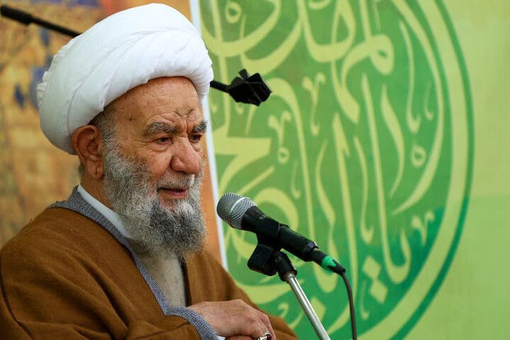 تصاویر | حضور نماینده ولی فقیه در استان آذربایجان شرقی در مسجد امیرالمومنین (ع)  تبریز