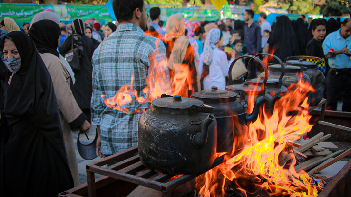 تصاویر/مهمانی کیلومتری همدان جشن بزرگ مردمی در مسیر عشق علوی