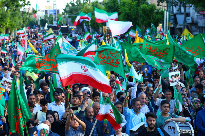 تصاویر/ آیین پیاده‌روی غدیر در تبریز