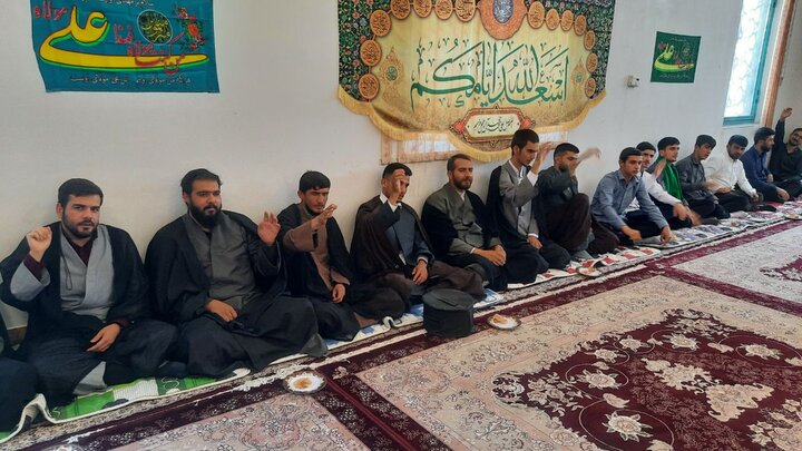 تصاویر/ آیین عمامه گذاری طلاب حوزه علمیه  چهارمحال و بختیاری