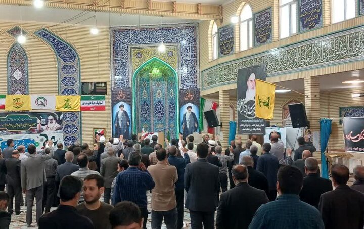 تصاویر/ مراسم گرامیداشت سالروز ارتحال امام (ره) با حضور مردم ولایتمدار بیجار گروس
